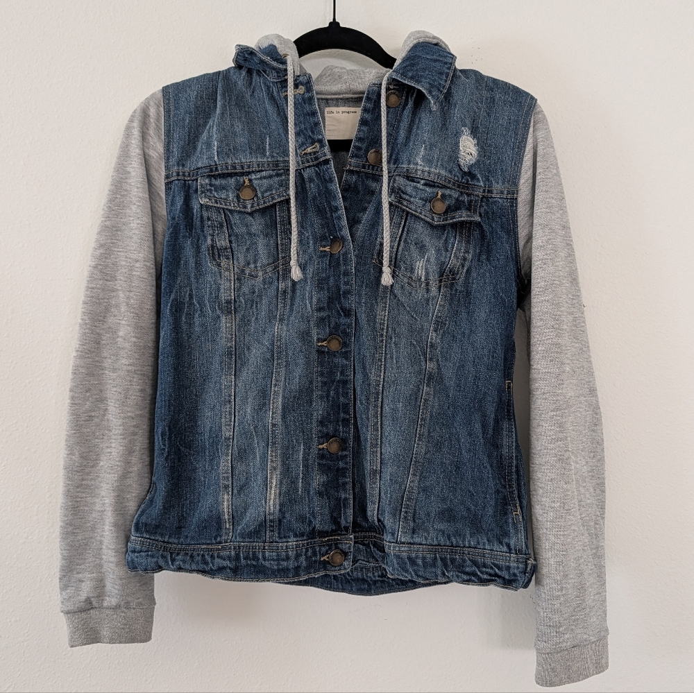 Life In Progress Hooded Jean Jacket Size M - Picture 2 of 6